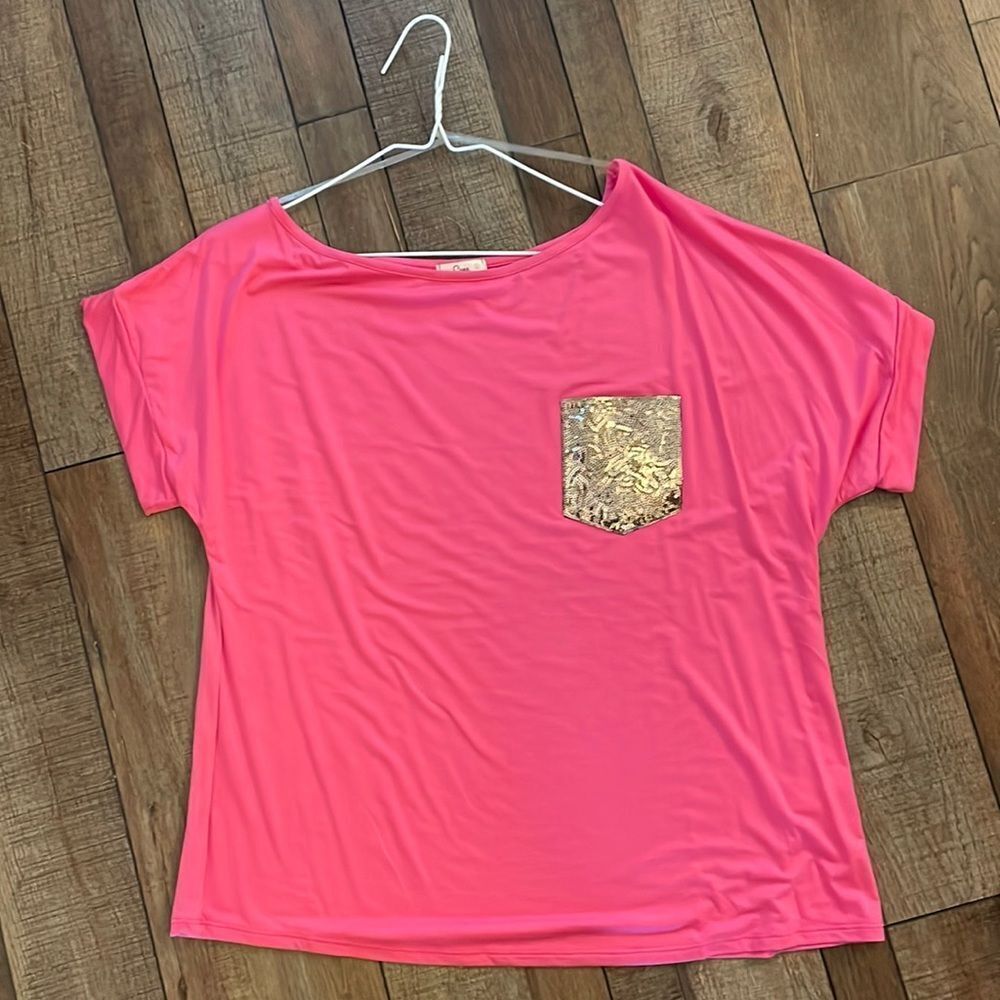 New! SEQUINCE POCKET TOP IN PINK